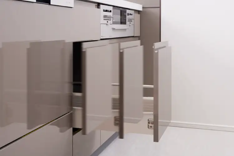 ソフトクローズ収納